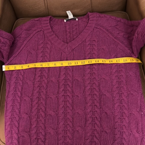 Autumn Cashmere V-Neck Knit size Medium - Picture 7 of 9